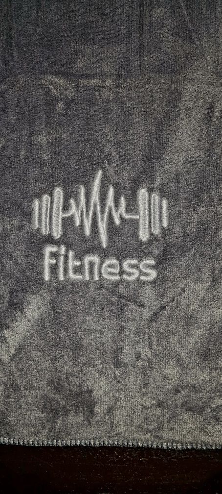 Nowy ręcznik na siłownię fitness