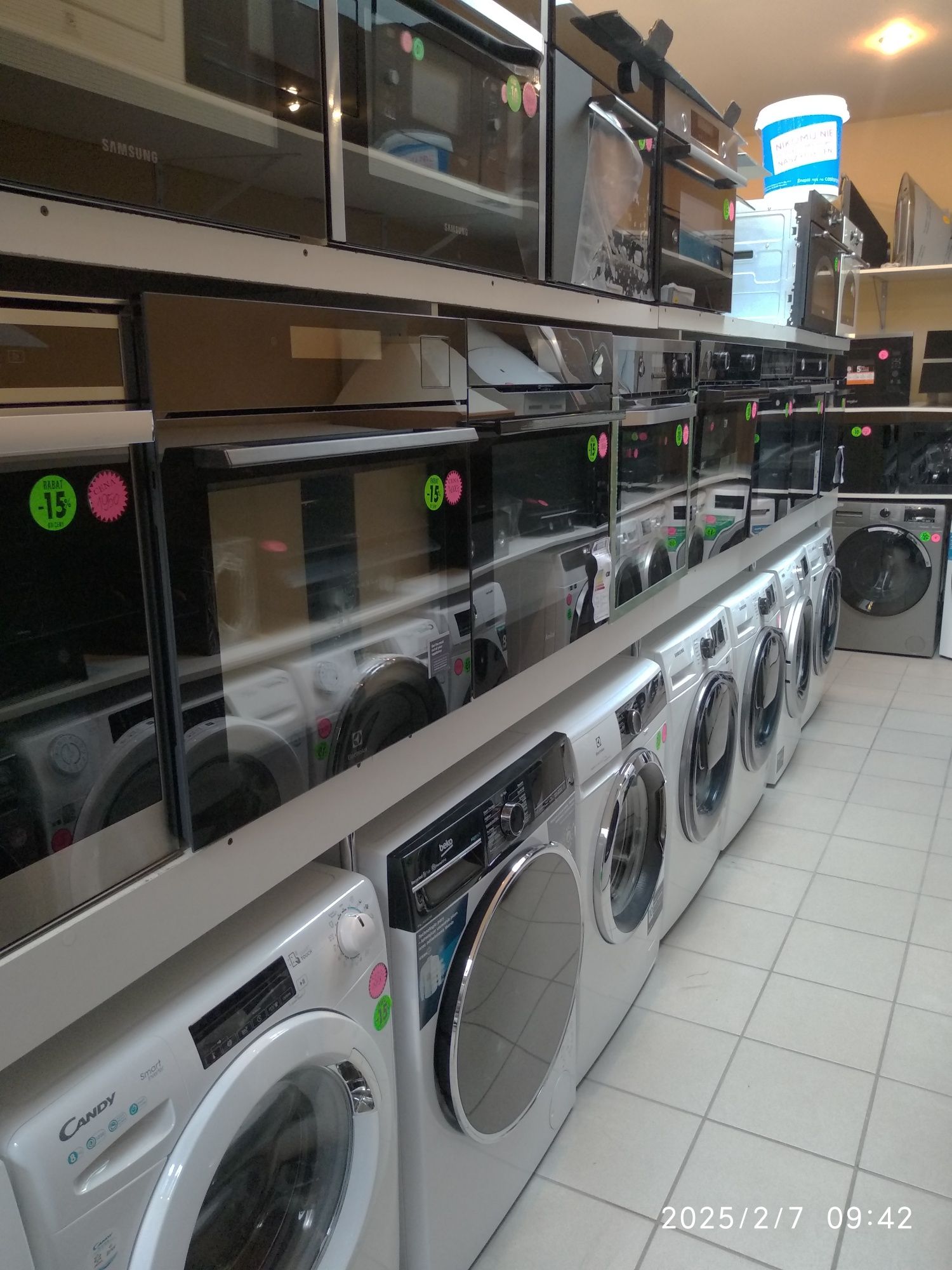 OUTLET Janki ul Wspólna 6 Piekarnik ELECTROLUX EOA9S31WZ