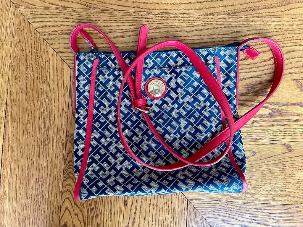 Torebka Tommy Hilfiger - listonoszka