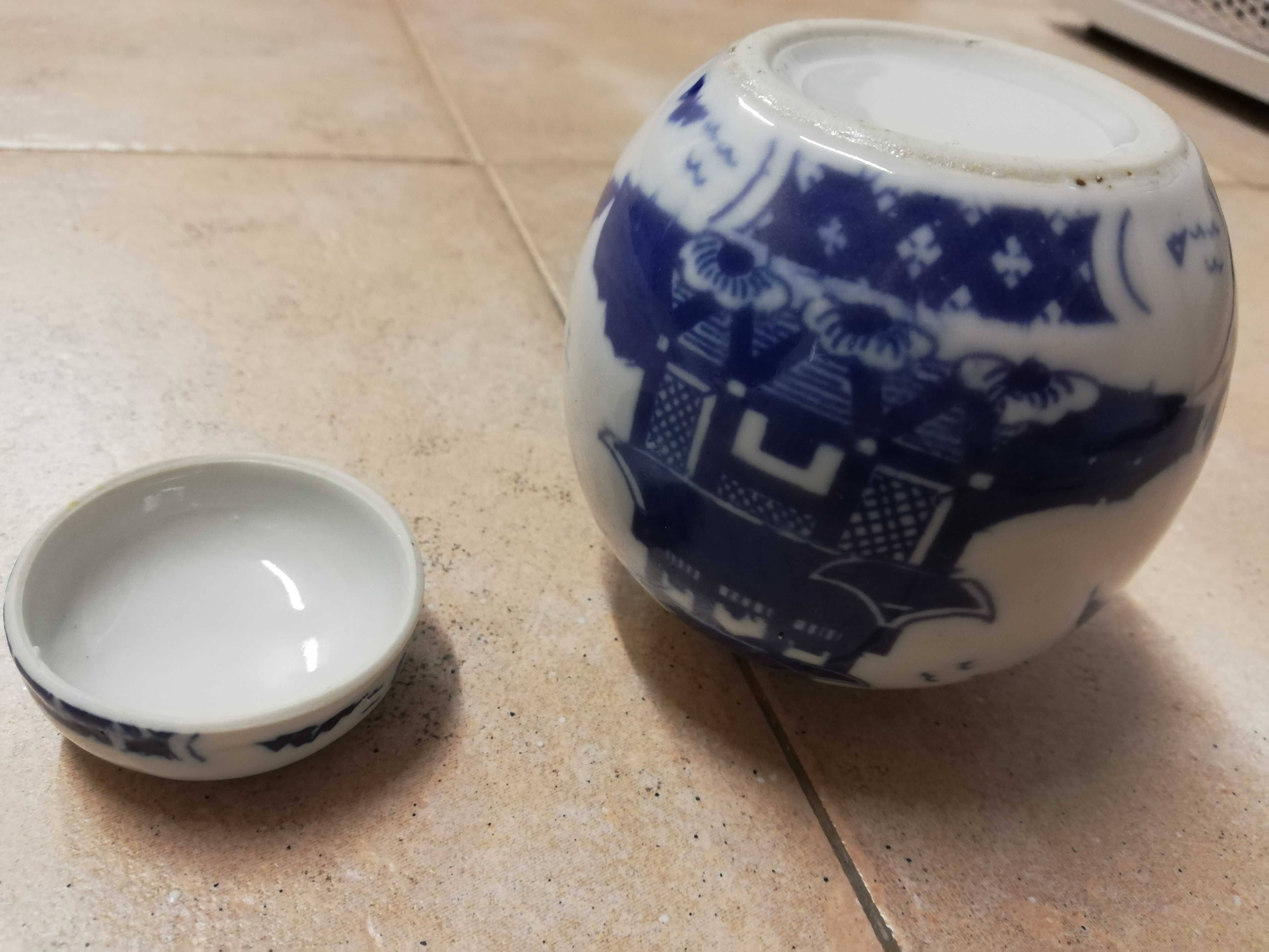 Jingdezhen porcelanowy chiński słoiczek