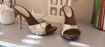 2 pares soca estileto da Aldo