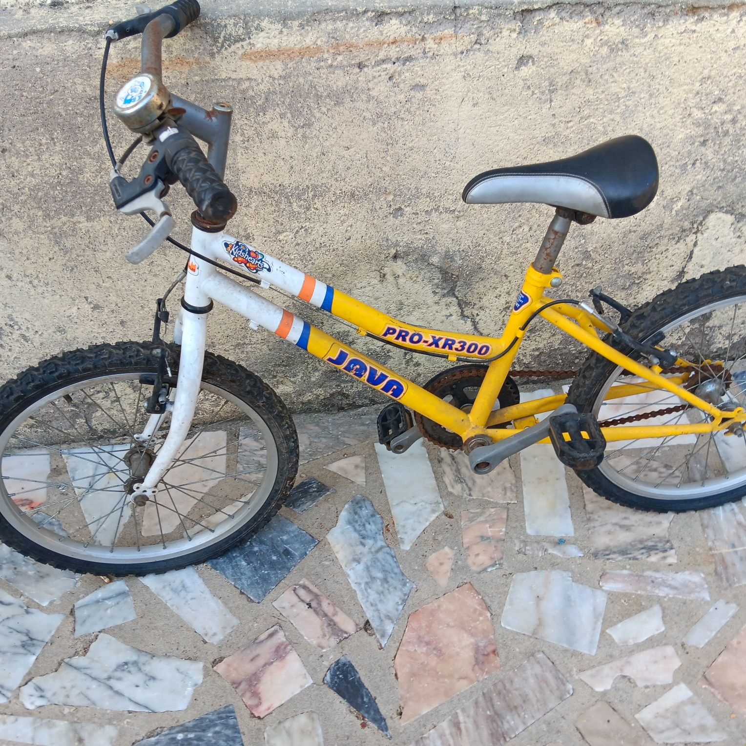 Bicicleta para crianca