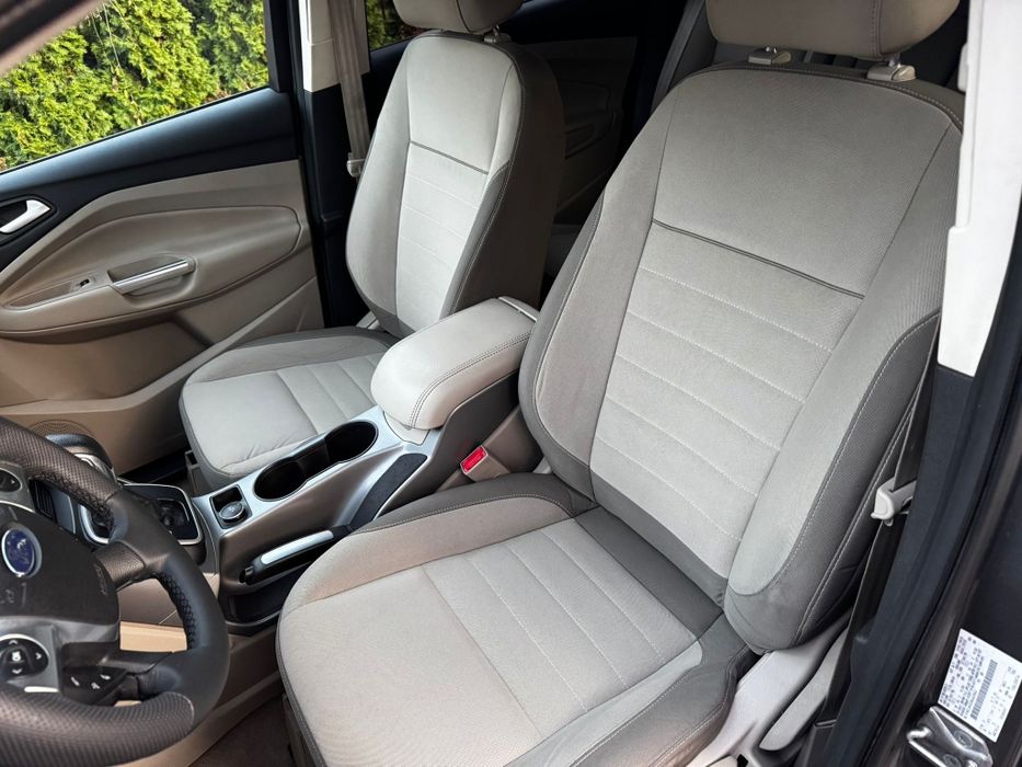 Ford Escape/Kuga automat, 4x4 1.6