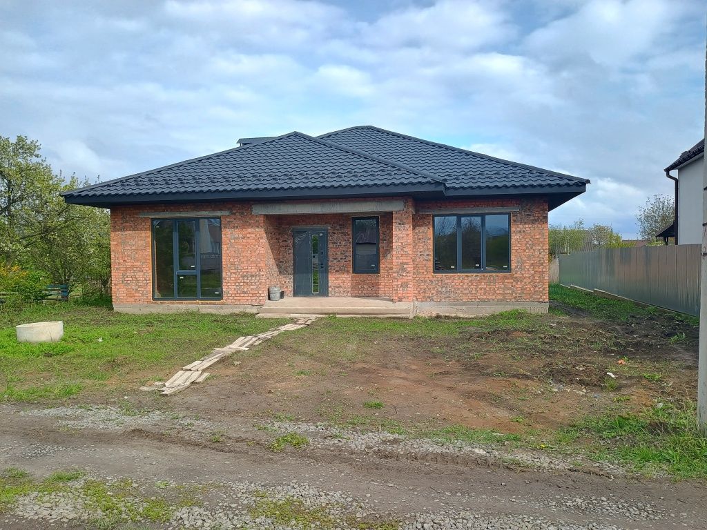 Новий будинок в Лезнево