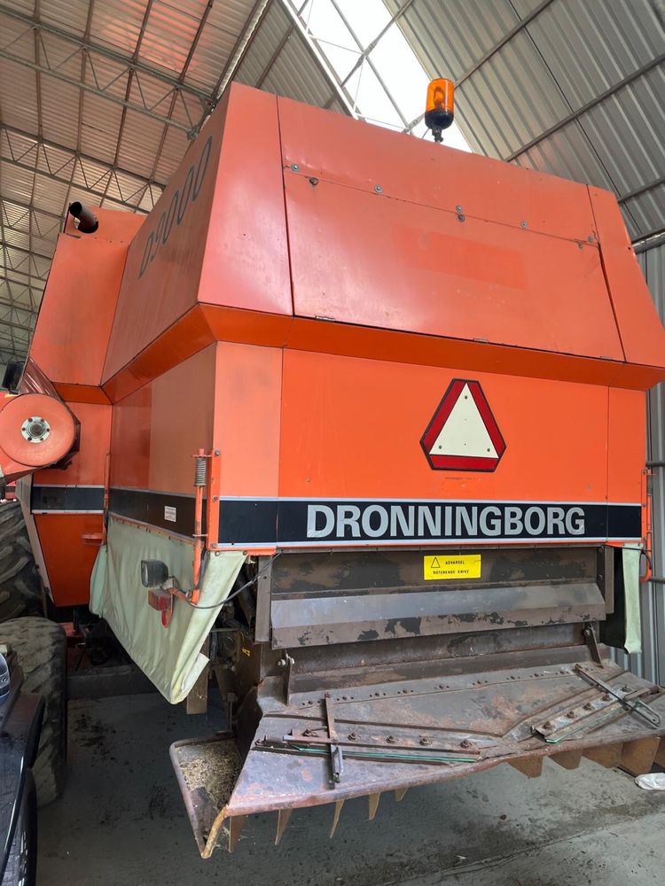 Kombajn Dronningborg 9000