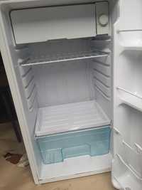 Холодильник west