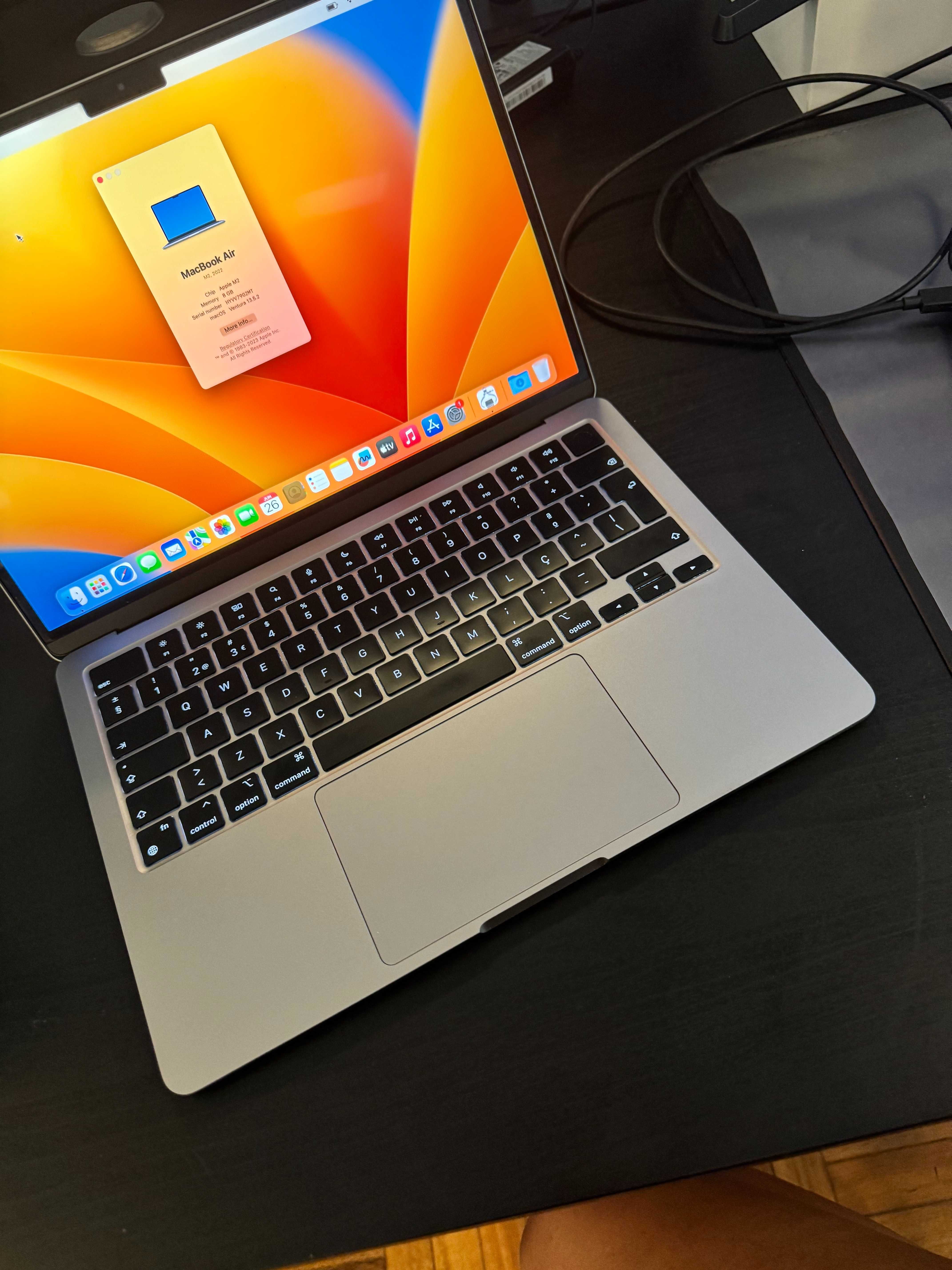 MacBook Air M2 (2022) / 8GB / 256GB