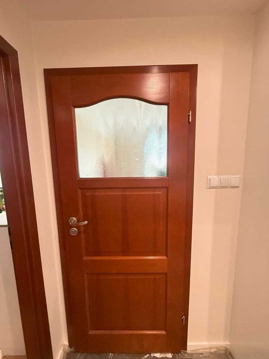 Drzwi wewnętrzne drewniane z ościeżnicą