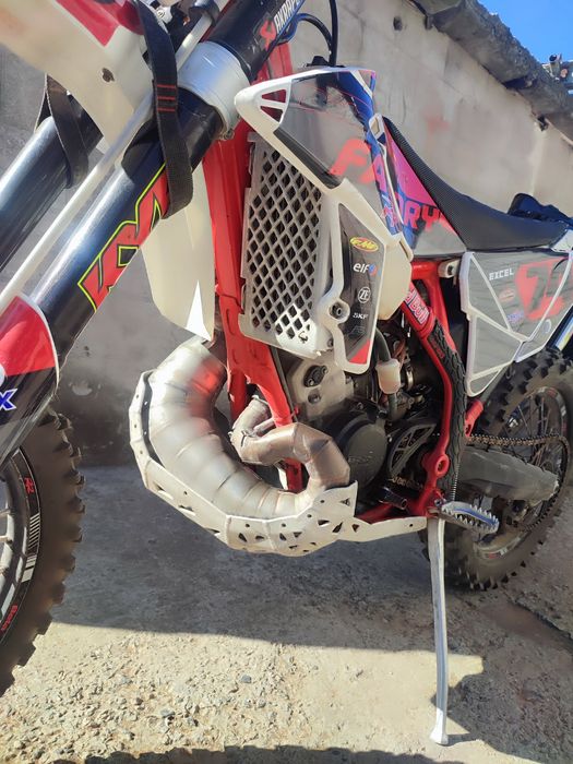 Продам эндуро мото beta rr 200 2019 года