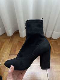 Botas bershka 38