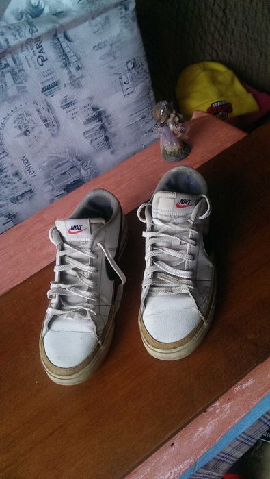 Оригинальные кроссовки Nike 44 размер