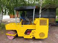 Продам асфальтний каток 1,7тонн
