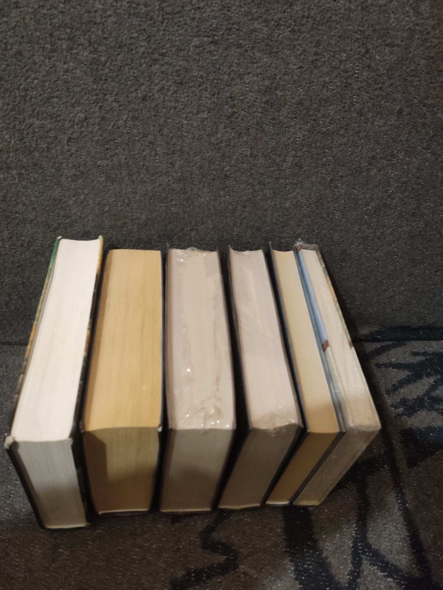 Продам книги Джордж Мартин Песнь Льда и Пламени Игра Престолов