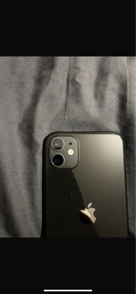 Vende-se Iphone 11 128gb