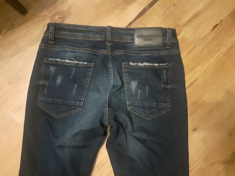 Dżinsy dsquared2 przetarcia hit