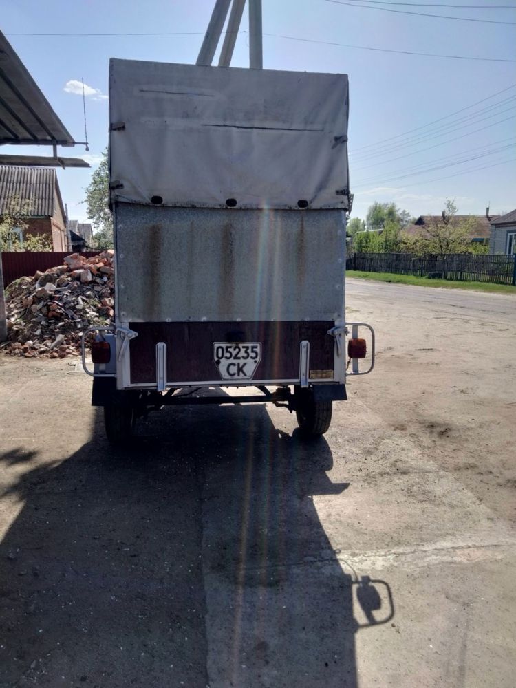 продам прицеп легковий