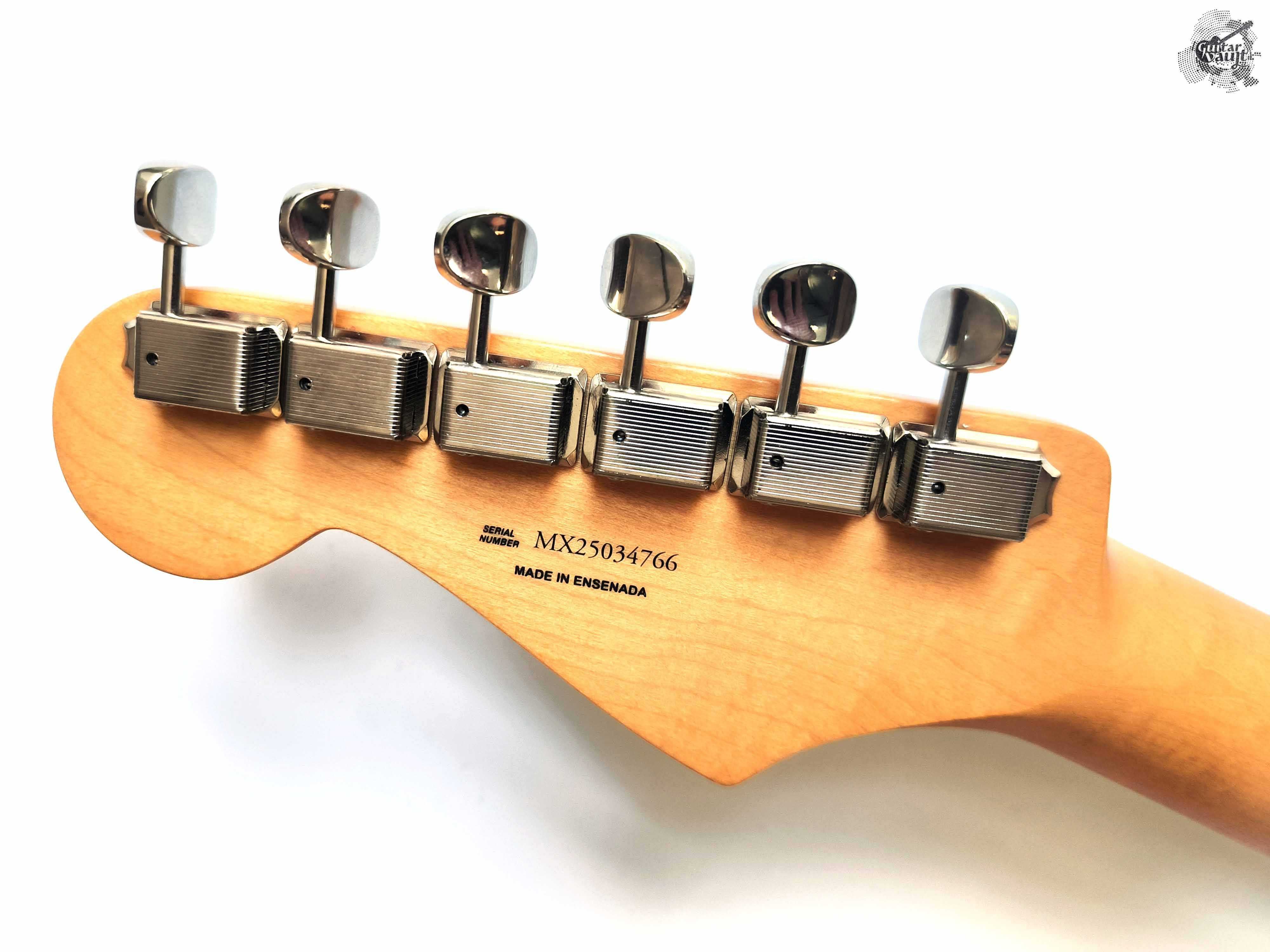 '2025 Fender® Limited Edition Player II Stratocaster® HSS Blue Burst