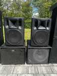 Mobilny zestaw dla DJ