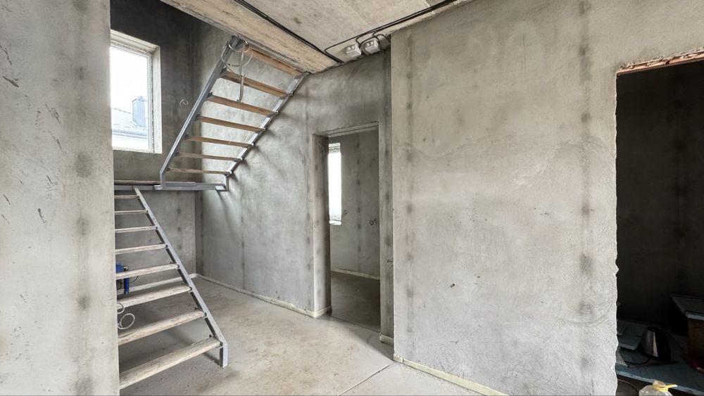 Продаж 2 поверхового будинку. Без комісії для покупця.