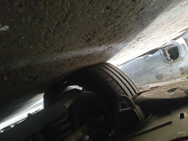 Manga de eixo trás esquerda HYUNDAI i30 (GD)