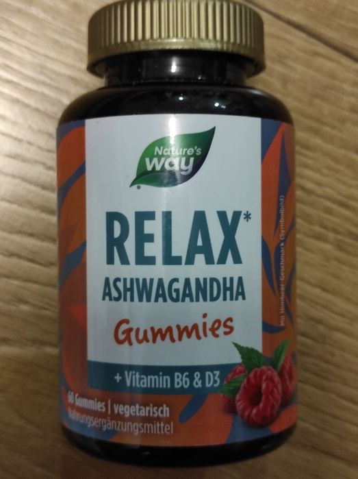 Ashwagandha z witaminą B6 i D3 w żelkach.