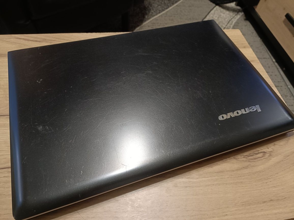 Lenovo Z50-70 - i7 / GeForce 840M / 8 GB Ram / SSD