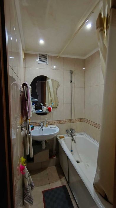 Продам 3 кім.Салтівка 535м 6/9 кап.рем.48000у.е.