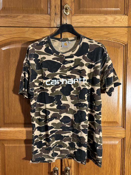 Tshirt carhartt camuflada