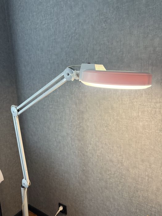 Lampa lupa, lampa kosmetyczna