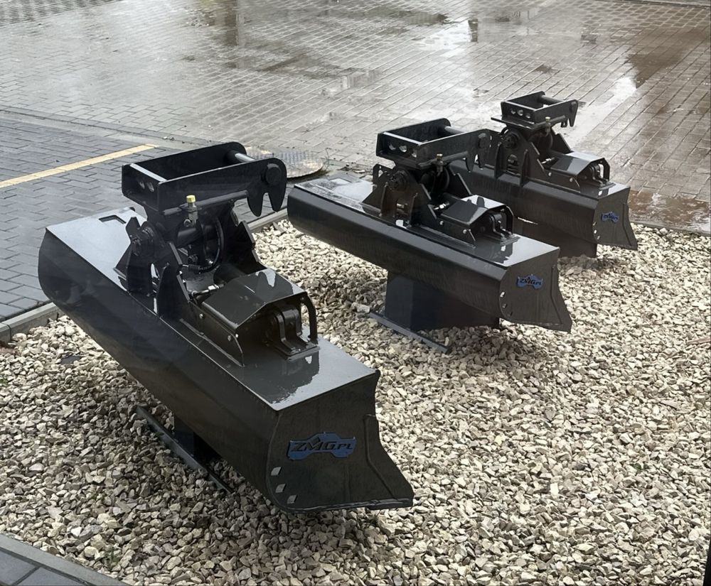 Łyzka skarpowa 1500  do koparko ładowarki jcb 3cx Cat  case  ostrowek