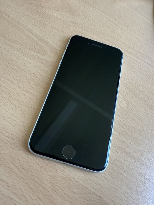 IPhone excelente estado SE 2020, 128GB