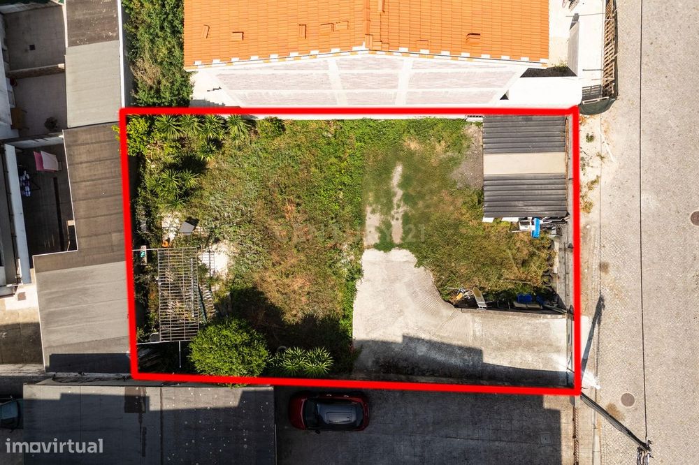 Lote de terreno em Maia, Próximo a Acessos e Complexo Desportivo