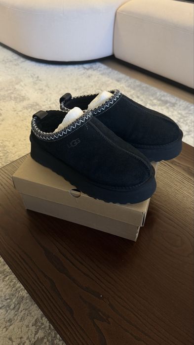 Ugg 39 розмір, чорні на платформі