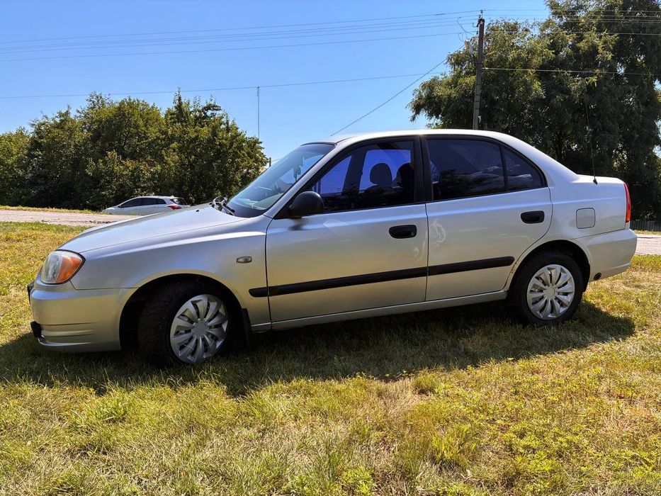 Продам Хундай акцент 1,3 газ бензин