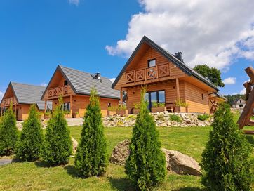 Domki w górach Osada Orlica Sudety Zieleniec Lasówka nocleg wakacje