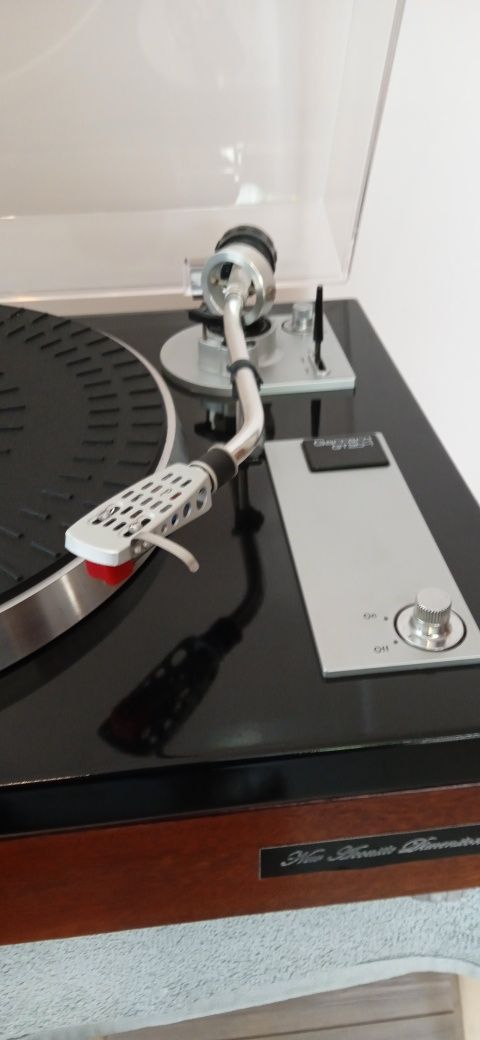 Gramofon Garrard. Pioneer. Technics.