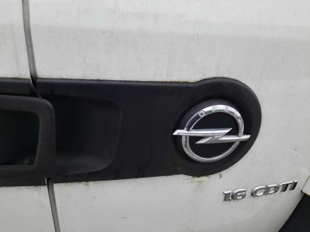 znaczek emblemat drzwi Opel Combo D