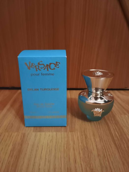 Туалетная вода Versace Pour Femme Dylan 30 мл. Новая