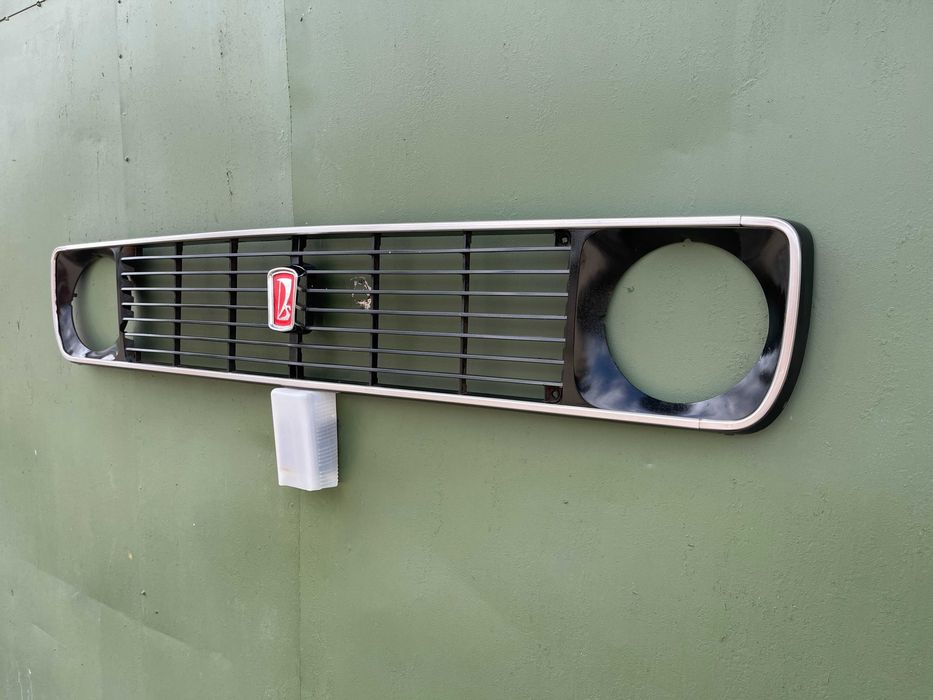 решетка радиатора ранняя ваз нива 2121 хром