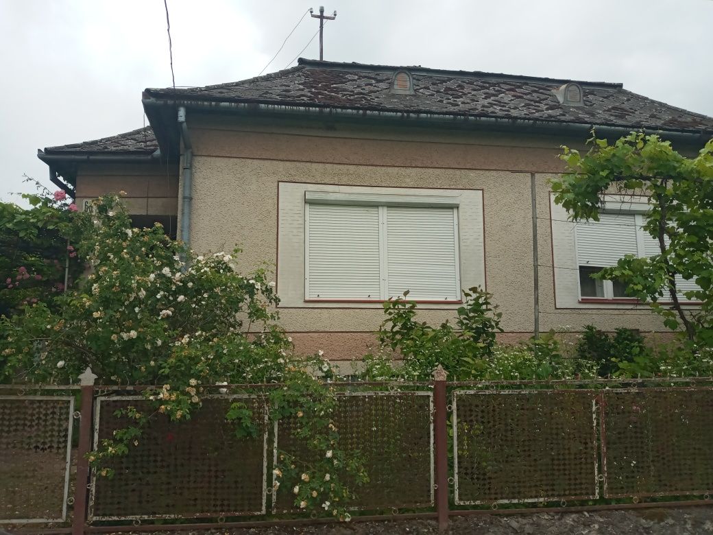 Продаж 4 кімнатного будинку