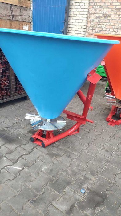 Розкидач міндобрив розкидач лейка лійка рум ОРИГІНАЛ