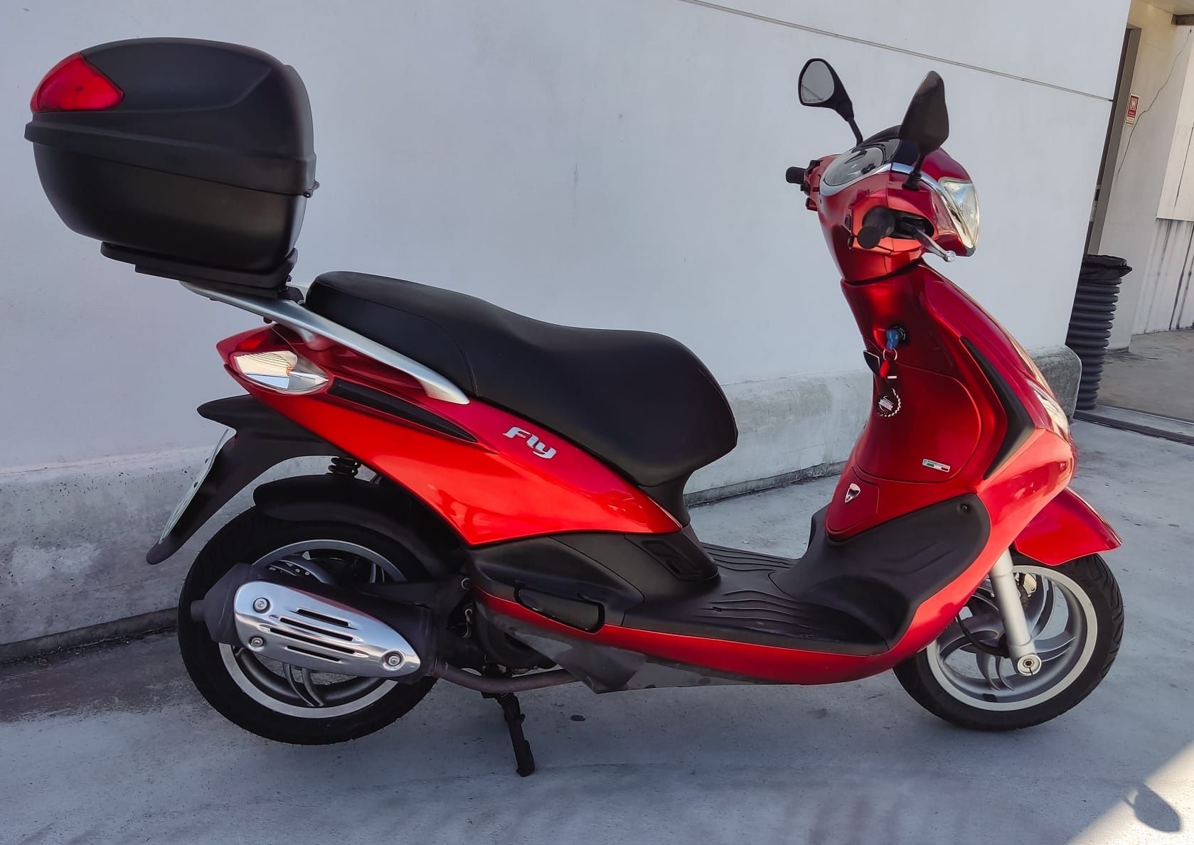 Piaggio Fly 125 ( Scooter 125 cc )