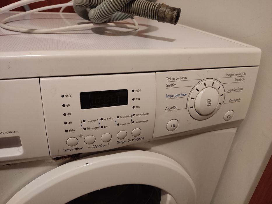 Máquina de lavar roupa LG 7Kgs WD-10490TP para venda de peças