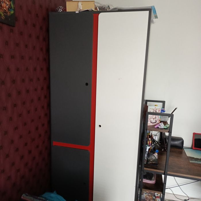 Sprzedam komplet mebli do pokoju dziecięcego