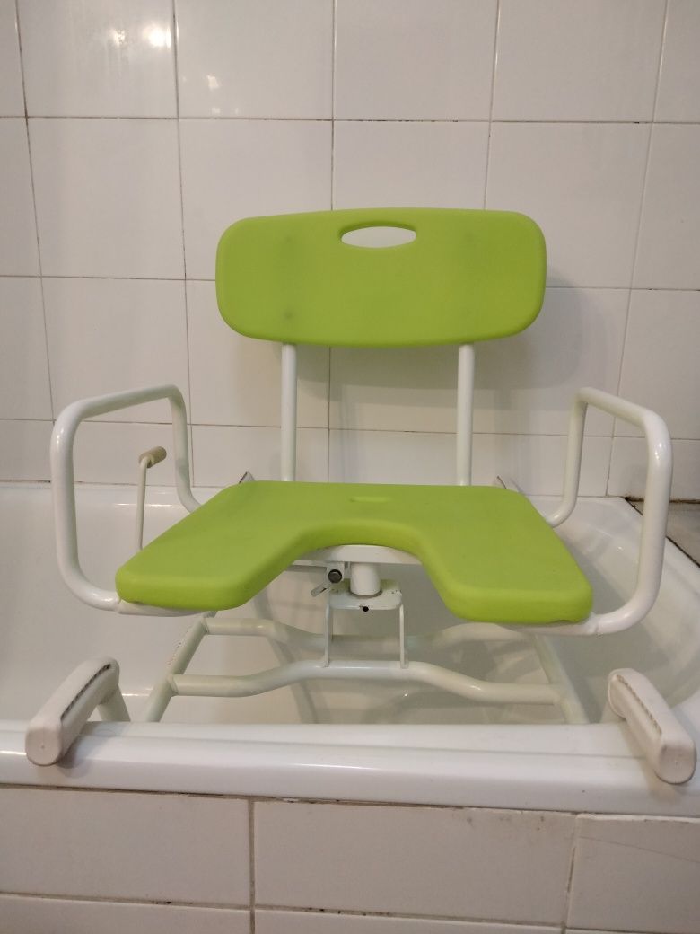 Cadeira de banho rotativa