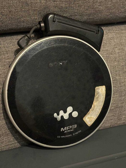 CD-плеер SONY Walkman D-NE730