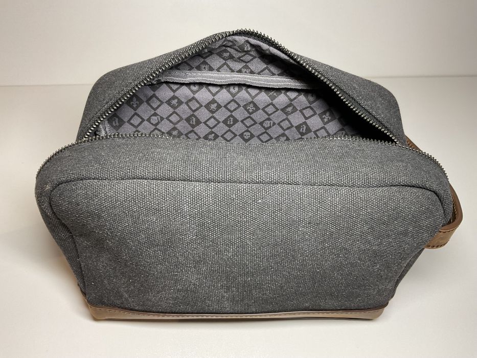 Wiedźmin Witcher Kosmetyczka Organizer Podróżny Szkoła Wilka - NOWA