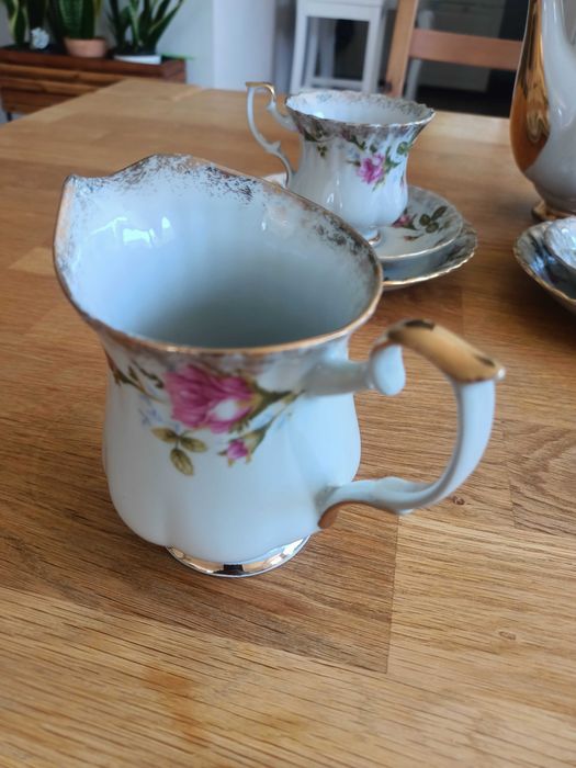 Serwis kawowy "Iwona Złota Róża"