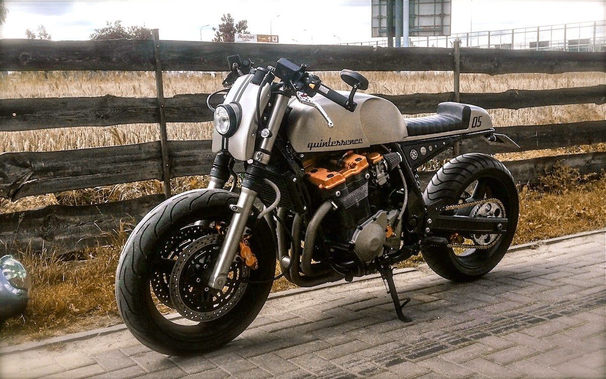 Cafe Racer suzuki inazuma quintessense 1200