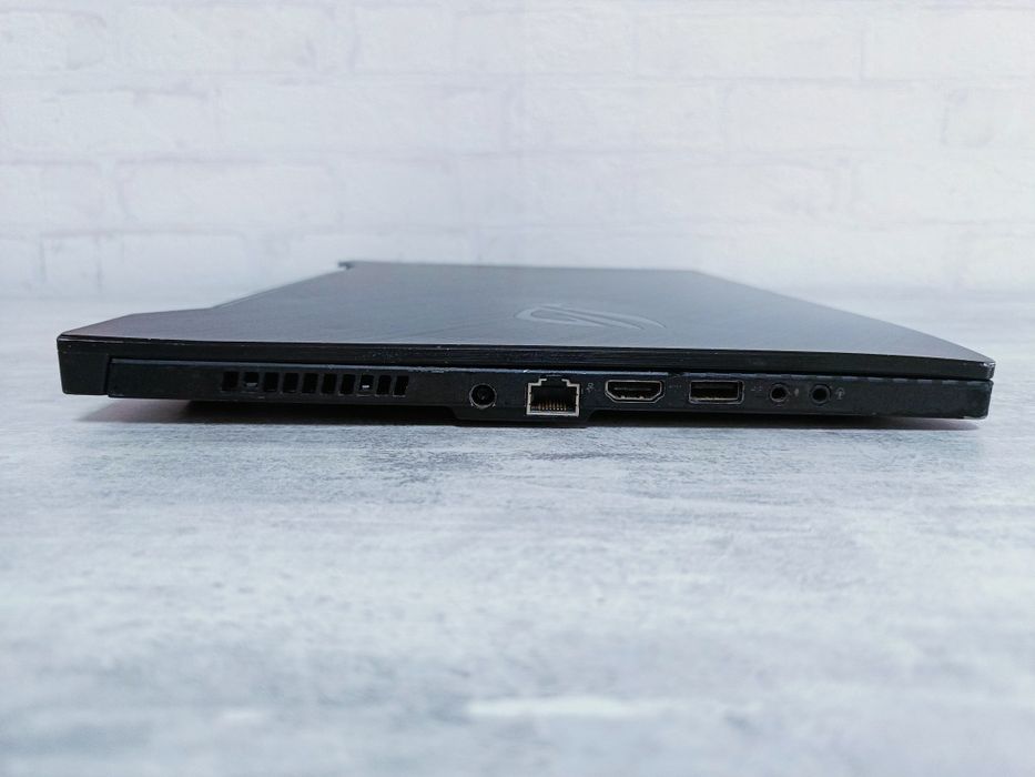 Игровой Asus Zephyrus RTX 2060/i7-9750H/RAM 16/SSD